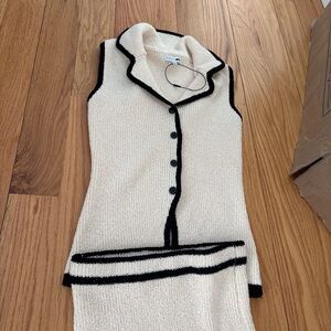 2 piece Creame black Knit set